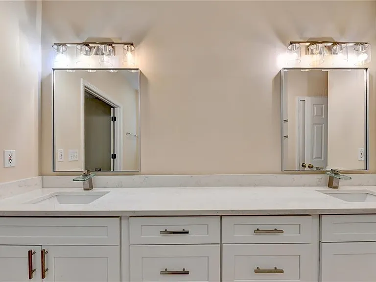 5073 Aurelia Trl — Photo 39