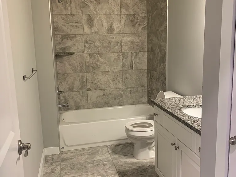Shelby Pointe Village — Photo 31