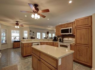 2733 Maulden Rd, Southport, FL 32409