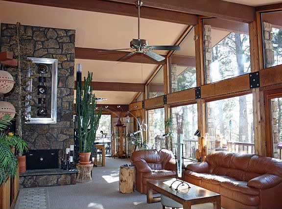 Wall of windows brings in views to the west