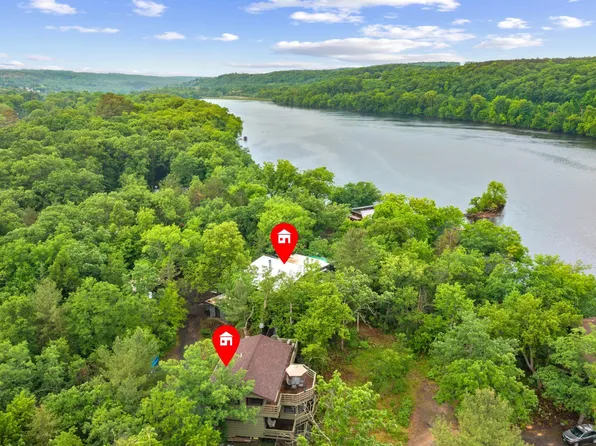 1109 N Hamilton St, Saint Croix Falls, WI 54024