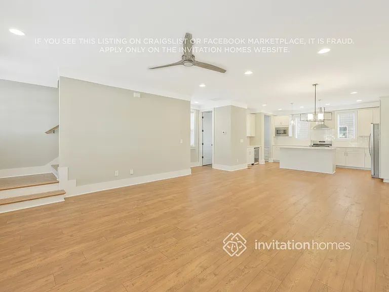 647 Vernon Ave #406 — Photo 4