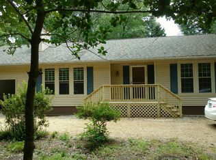 306 Woodberry Dr, Hartfield, VA 23071