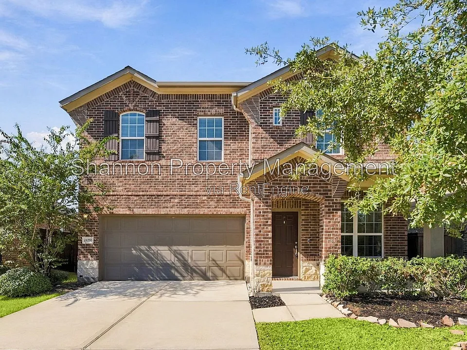 24250 Prairie Glen Ln