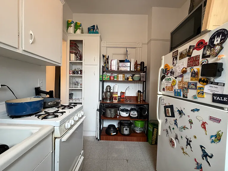 16 Davis Ave #4 — Photo 25