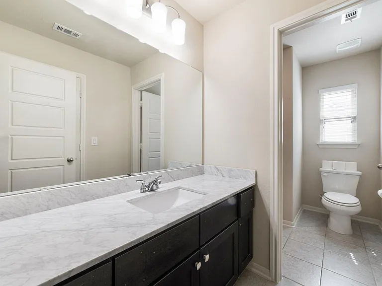 Upstairs Jack-n-Jill bathroom