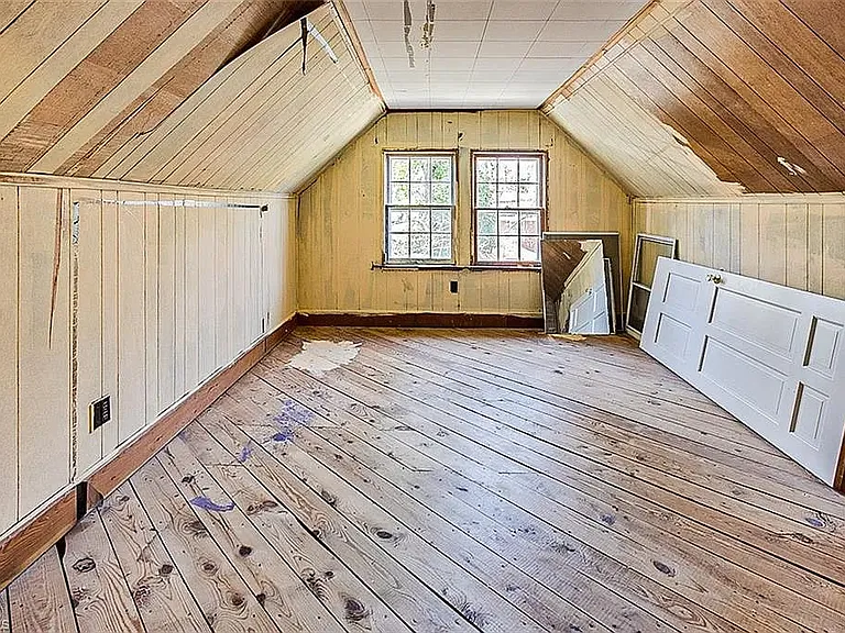 1402 Roanoke Dr — Photo 34