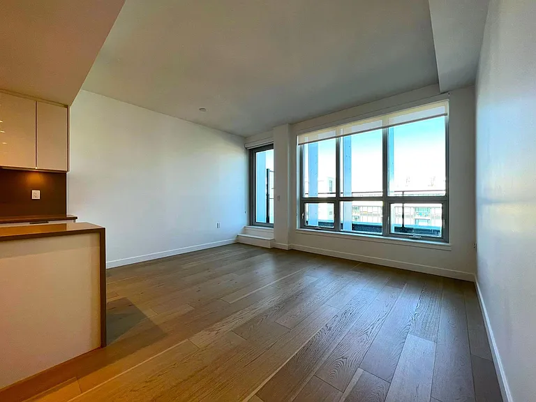 6328 Cambie St #703 — Photo 5