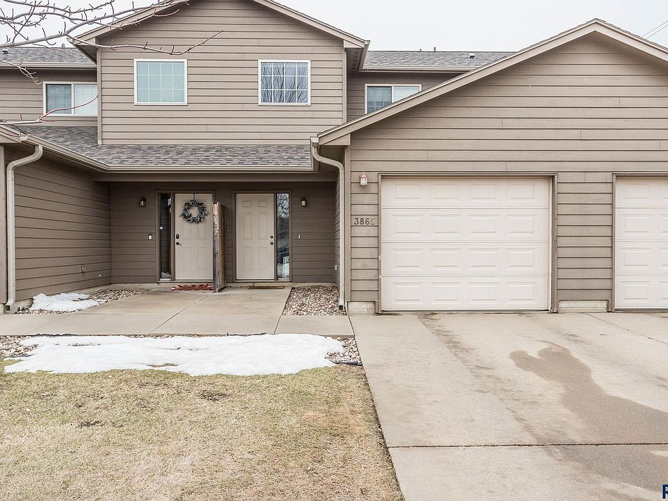 1st image of 3865 N Galaxy Ln