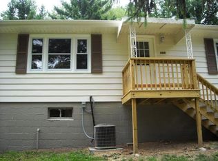 595 Owens Ave, Fairmont, WV 26554