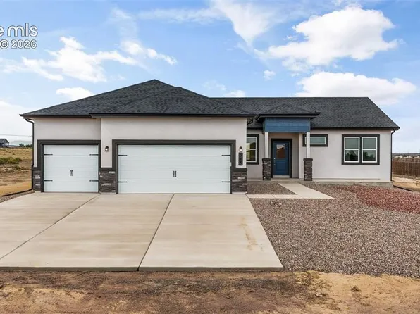 943 E Moonbeam Dr, Pueblo West, CO 81007