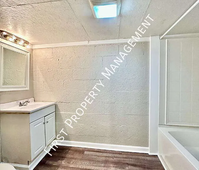 3504 Marport Dr #4 — Photo 11