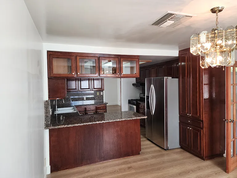 121 Kellog Ave — Photo 38