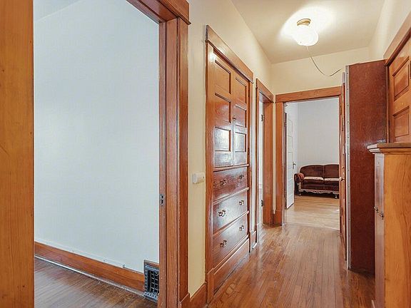 5th image of 2300 A St APT 2