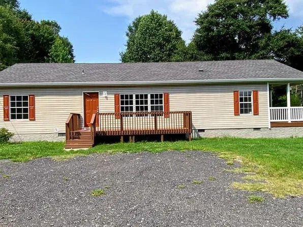 1257 Marlow Dr, Gainesville, GA 30501