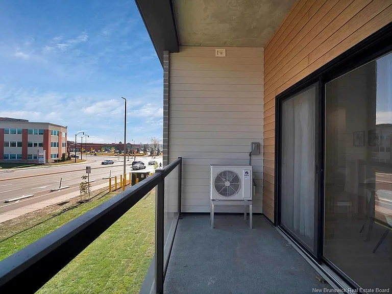 1333 Main St #414 — Photo 11