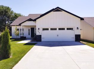 1623 Young Ave, Nampa, ID 83651