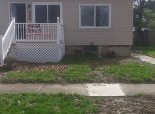 324 N Blaine Ave, Bradley, IL 60915
