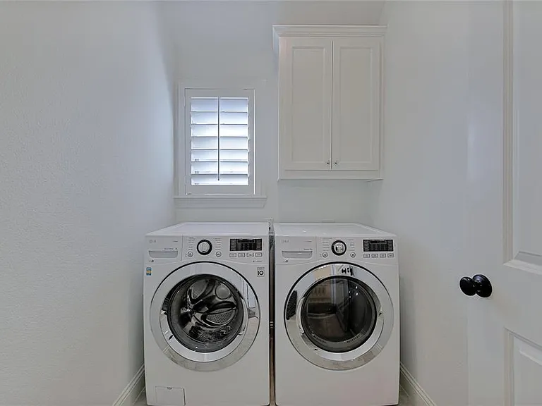 4020 Highplains Dr — Photo 31