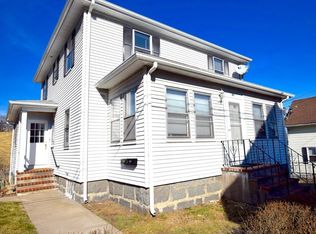 47 Town Hill St #2, Quincy, MA 02169