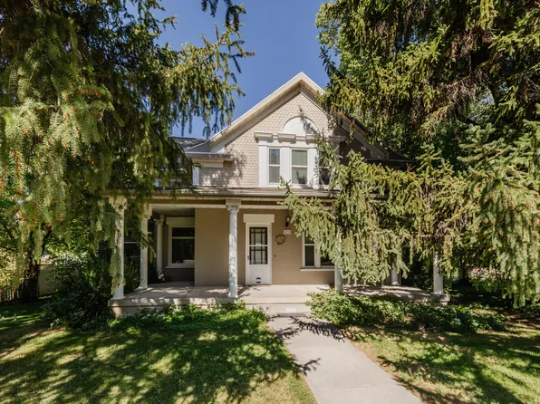 291 N Main St, Hyde Park, UT 84318