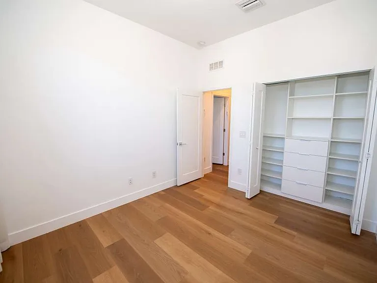 4963 Whispering Way — Photo 28