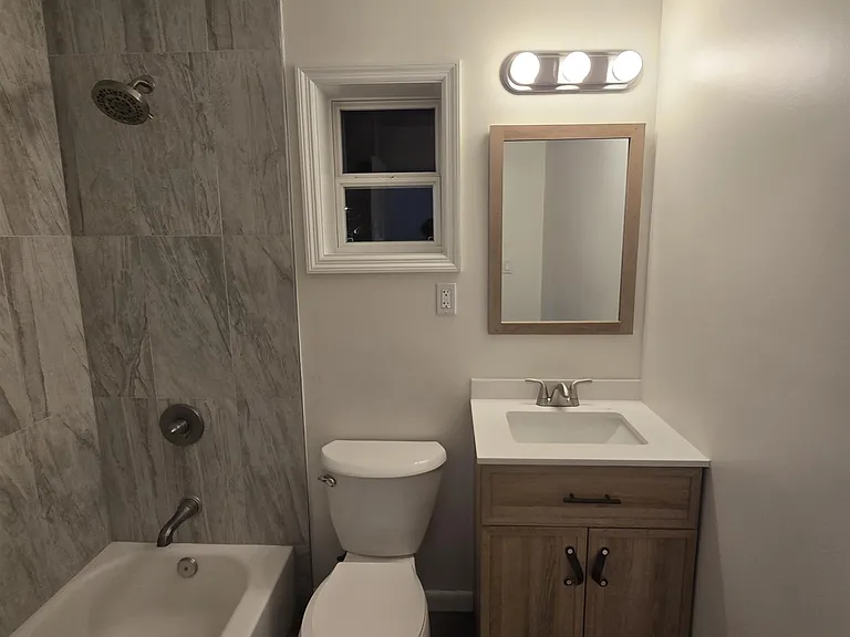 1709 Kerrigan Ave #2 — Photo 8