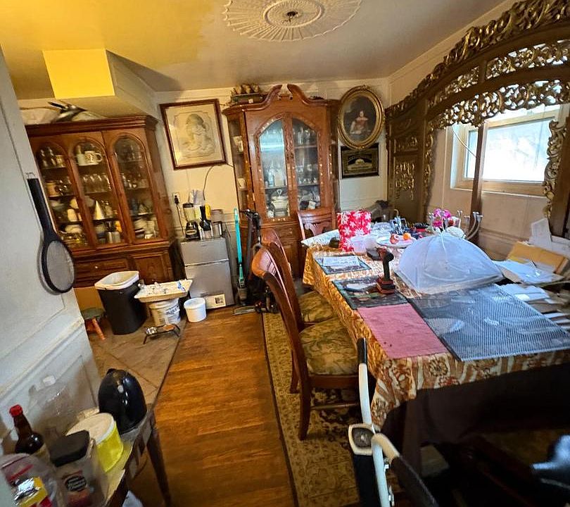 2nd image of 4710 Olden Rd