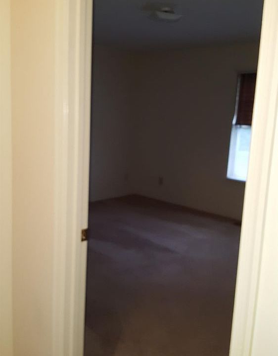 2nd image of 201 Weeping Willow Ln APT D