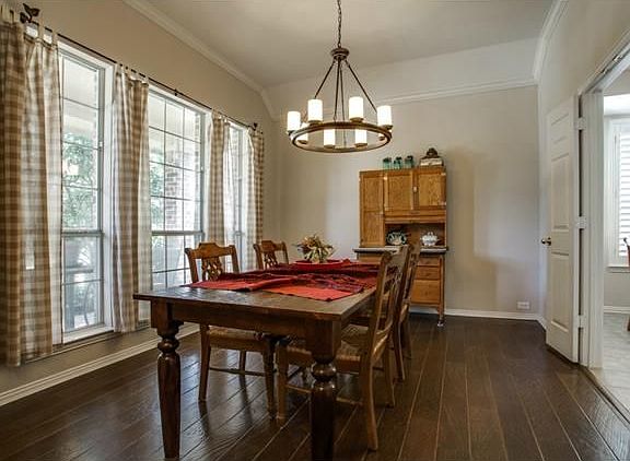 5th image of 2466 Crystal Falls Dr