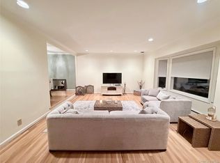 821 Channel Rd, Long Beach, NY 11561