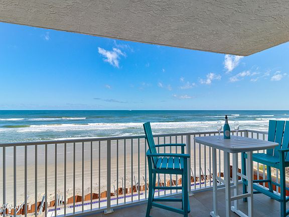 3rd image of 3721 S Atlantic Ave #305