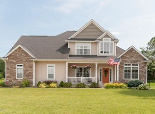 7541 Bingham Ave, Kalamazoo, MI 49009