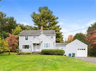 1774 Manchester Rd, Glastonbury, CT 06033