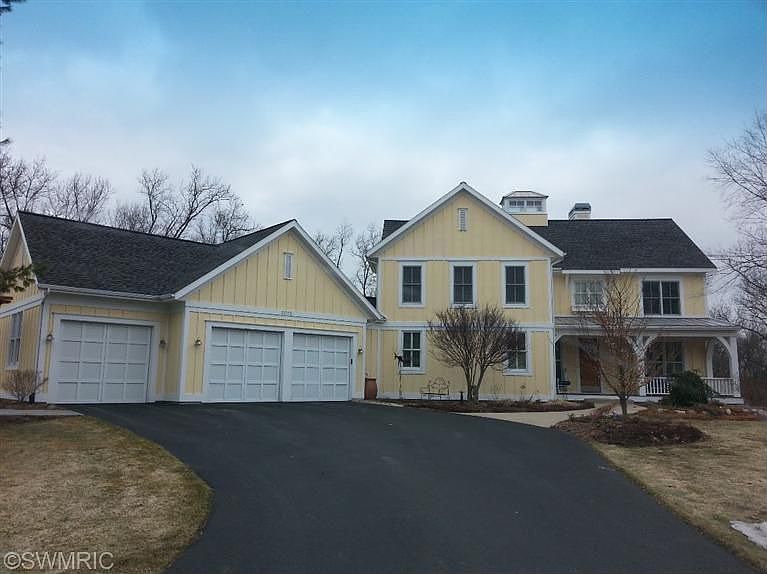 1st image of 2075 Pine Nook Ct NE