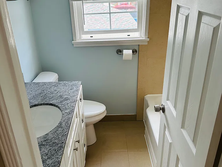 7361 W Manchester Ave — Photo 28