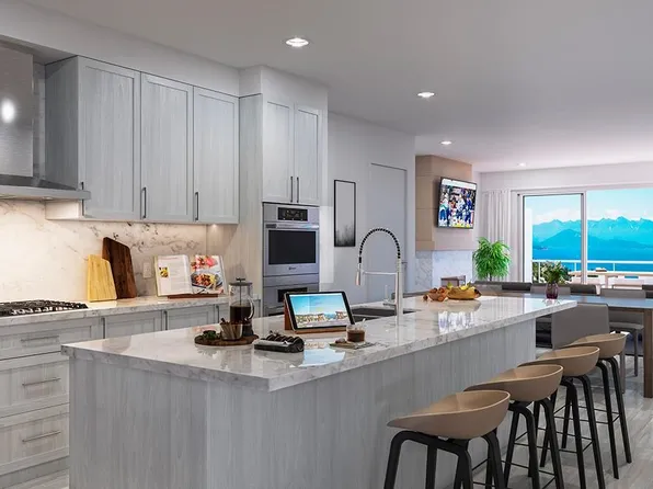 468 Eaglecrest Dr #318, Gibsons, BC V0N 1V8