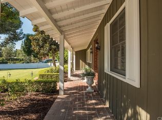 949 W River Ln, Santa Ana, CA 92706