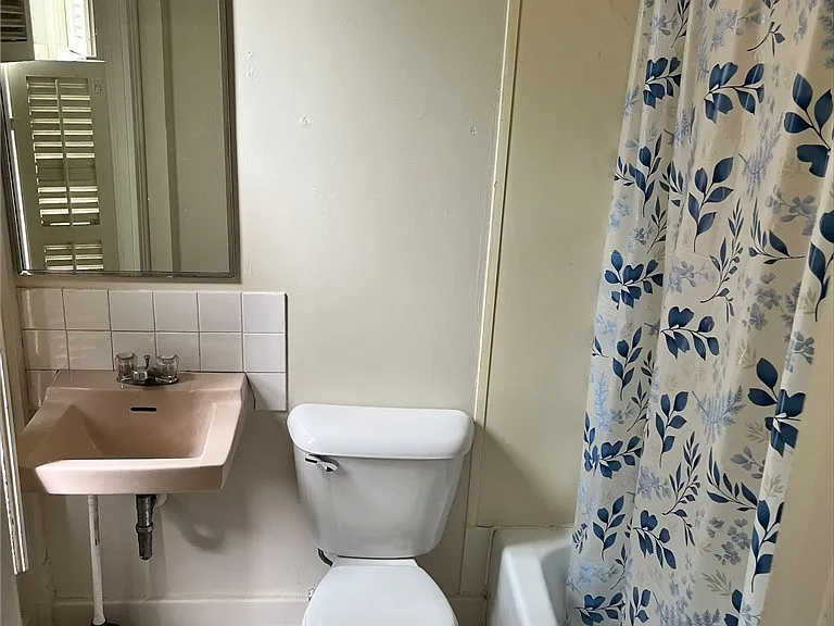510 N Main St #10 — Photo 9