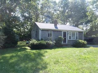 27 Pembroke Dr, East Falmouth, MA 02536