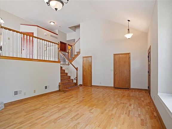 4th image of 7600 W 156th Pl