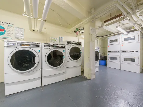 111-50 75th Road image 9 of 9