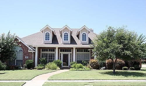 1st image of 3917 Rockwood Dr