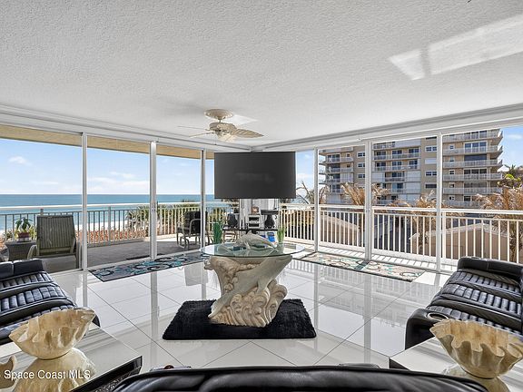 4th image of 925 N Highway A1a APT 305
