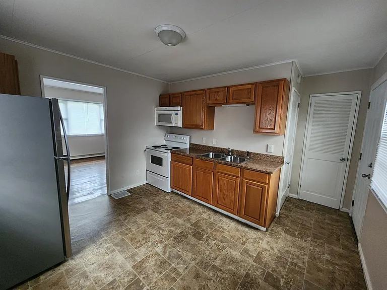 3013 Frederickson St — Photo 2