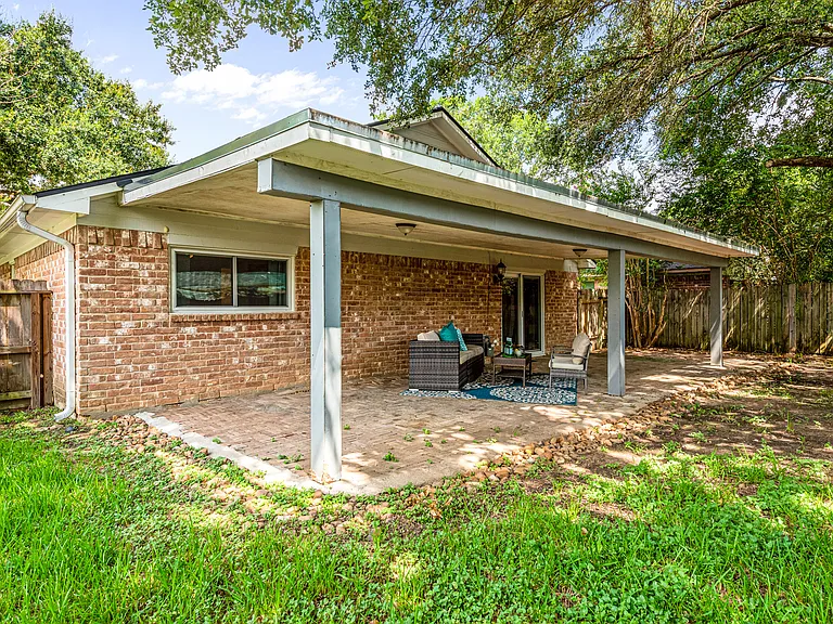 1043 Grand Junction Dr — Photo 45