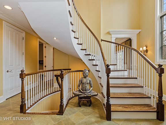 5th image of 1846 Elmwood Dr