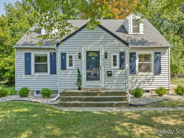 1632 Chamberlain Ave SE, Grand Rapids, MI 49506