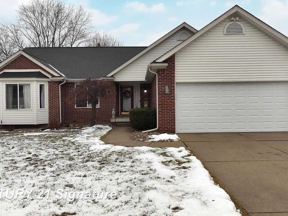 1st image of 11404 Grand Oaks Dr