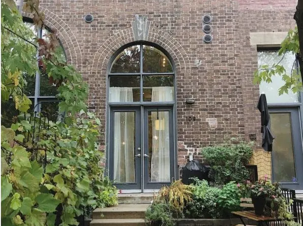 363 Sorauren Ave #109, Toronto, ON M6R 3C1